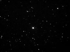 Kometa C/2012 K1 (PANSTARRS) složeno na hvězdy